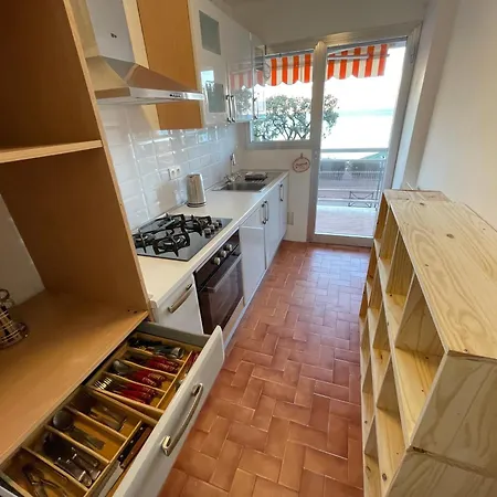 Seafront With Private Access Close To Monaco Lägenhet *
