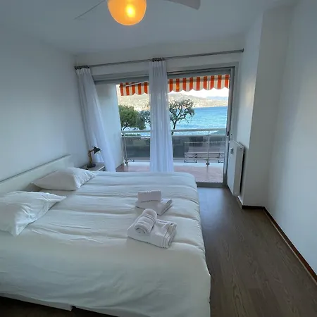 Apartment Seafront With Private Access Close To Monaco